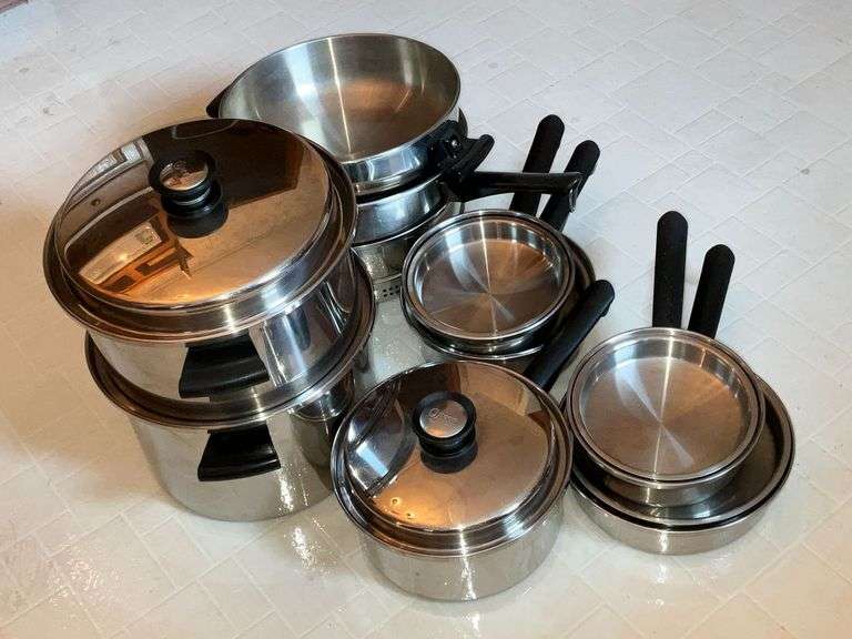 Queen cookware set image