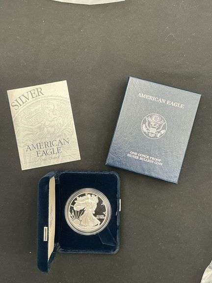 2001 Silver American Eagle dollar image