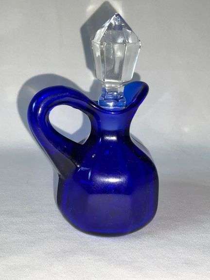 Cobalt blue cruet with clear stopper image