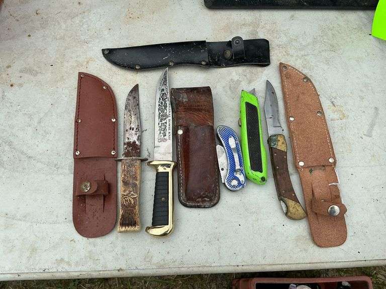 Assortment of knives image