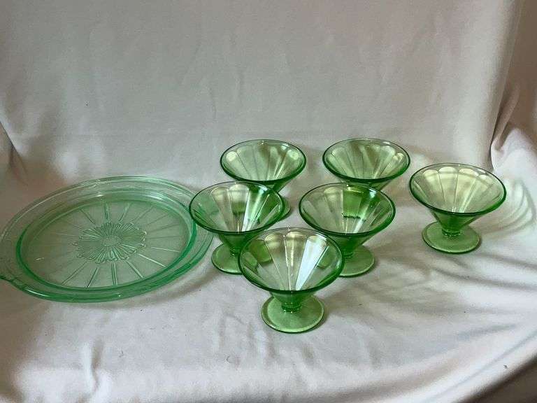 6 Green Depression sherbet dishes image