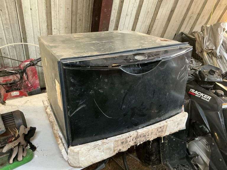 Apartment size Compact dishwasher, unknown brand image