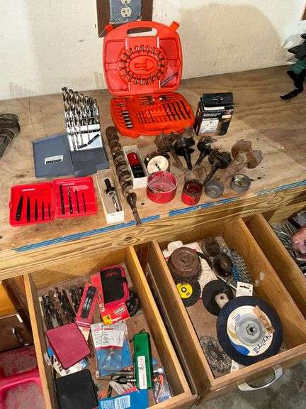 Hole saws, Forstner bits, drill bits, brushes, grinding discs, etc. image