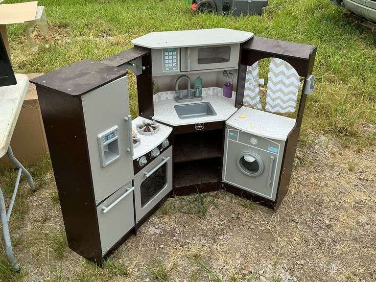 KidKraft Child's play kitchen, 52" W x 36" T image