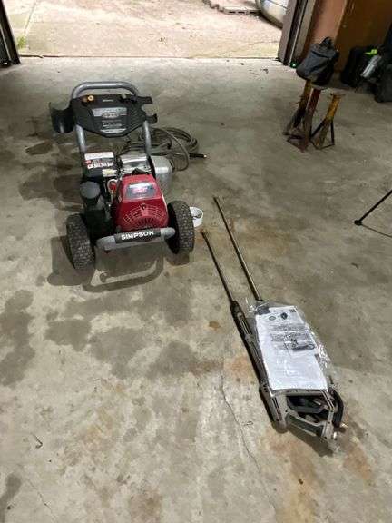 Simpson 3400 psi gas-powered power washer image