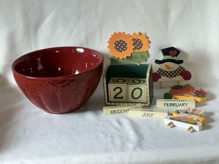 Better Homes and Gardens fall bowl image