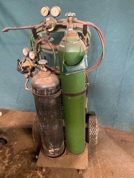 Torch cart, bottles, Napa gauges image