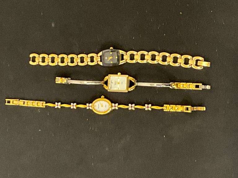 Armitron Now women's watches image