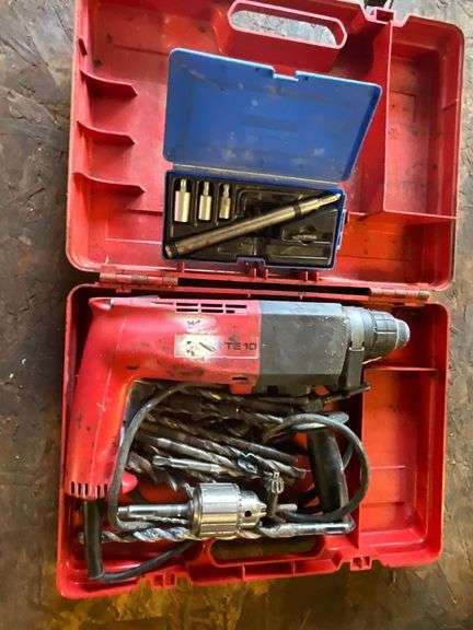 Hilti Model TE10 drill with bits image