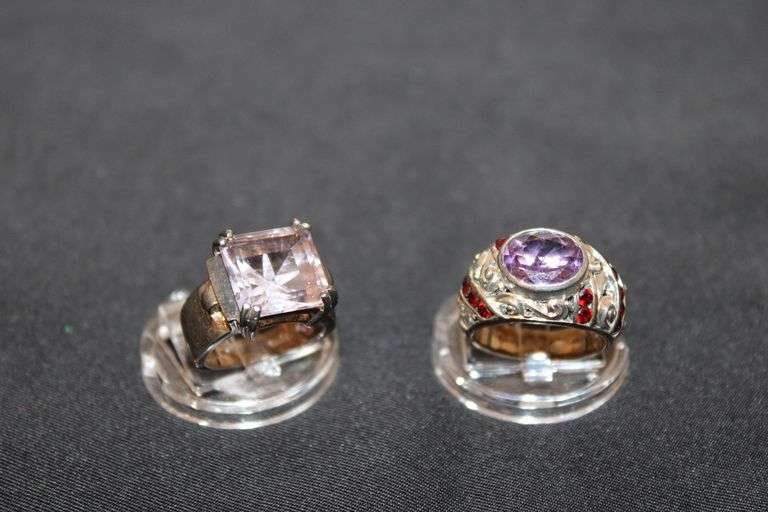 Pair of 925 rings with stones image