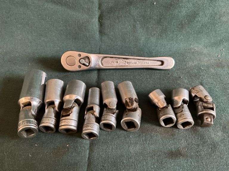 Snap-On 3/8" drive swivel sockets and 3/8" drive ratchet image