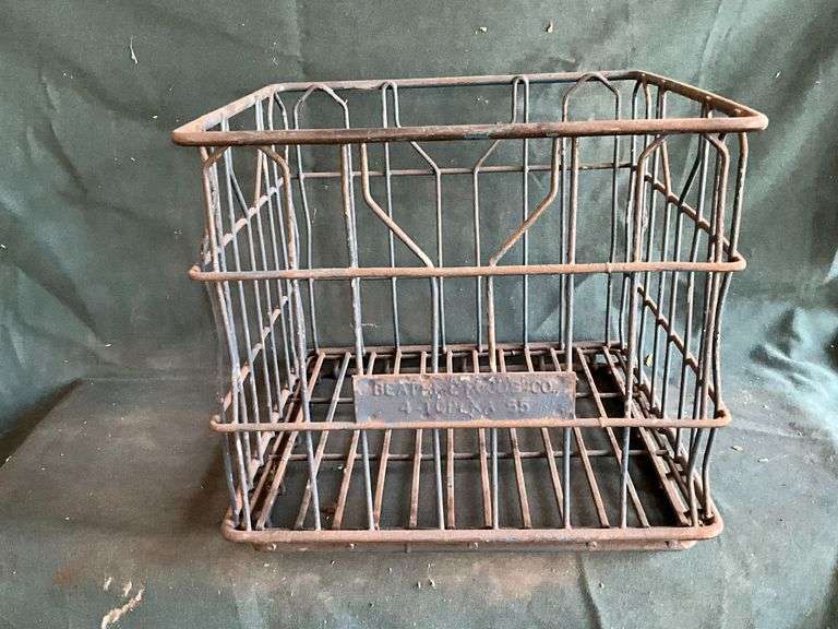 Metal milk crate image