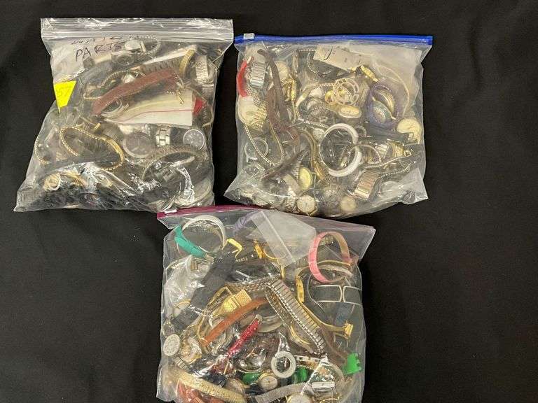 Large assortment of ladies and men's watches, FOR PARTS ONLY image