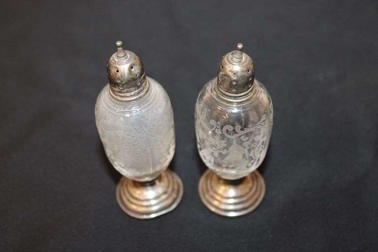 Pair of sterling weighted Cambridge Chantilly salt and pepper shakers image
