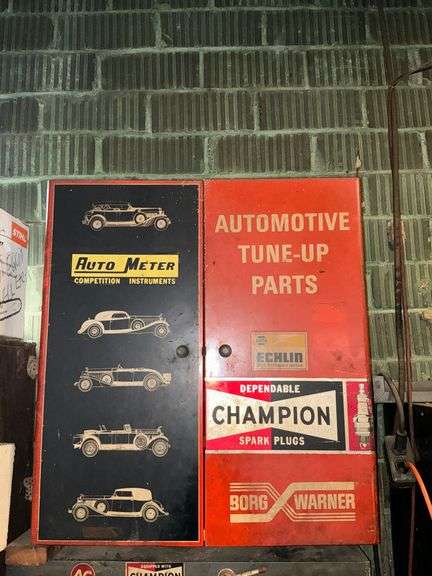 Borg Warner automotive tune-up parts cabinet image