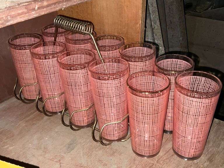 11 pink retro glasses with wire holder image