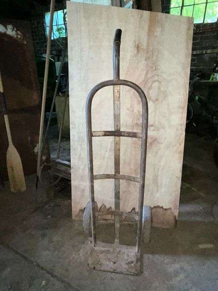 Two-wheel dolly image