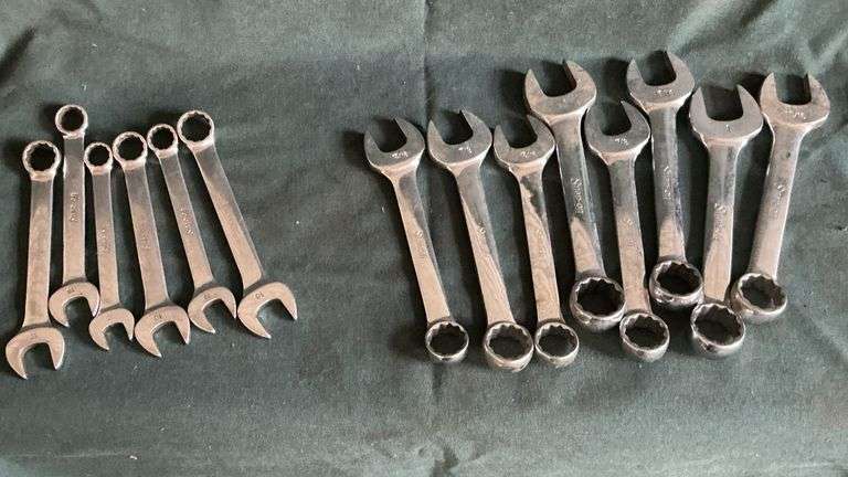 Snap-On stubby combination wrenches image