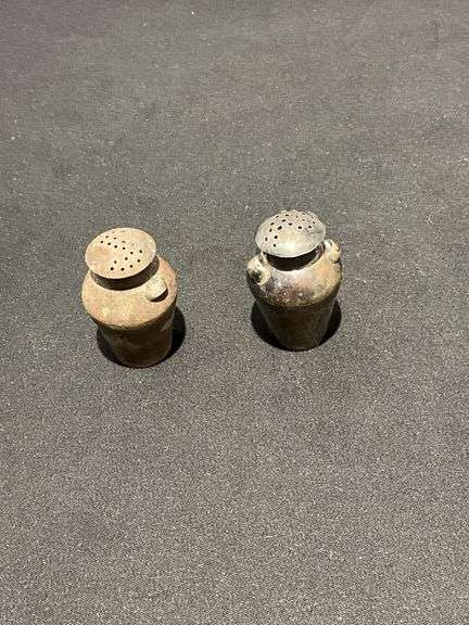 Pair of 925 Peru salt & pepper shakers image