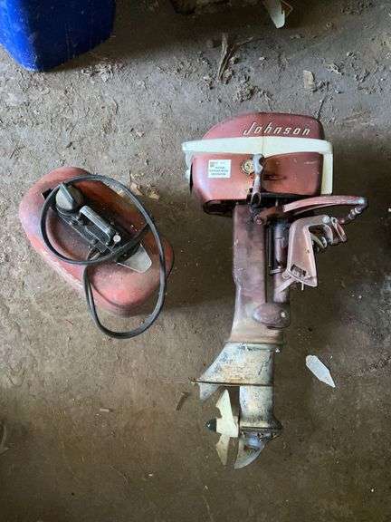 Johnson 5.5 hp outboard motor image