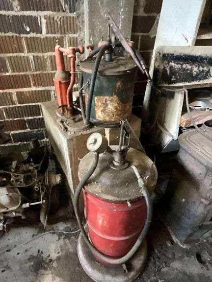 Vintage oil barrels image