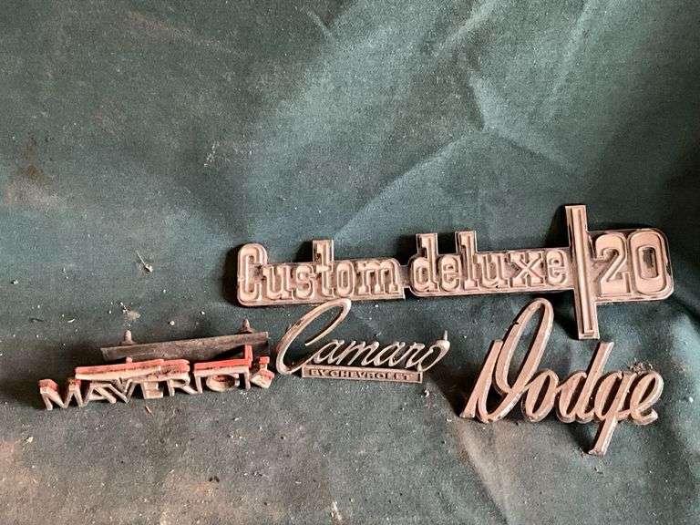 Vehicle badges image