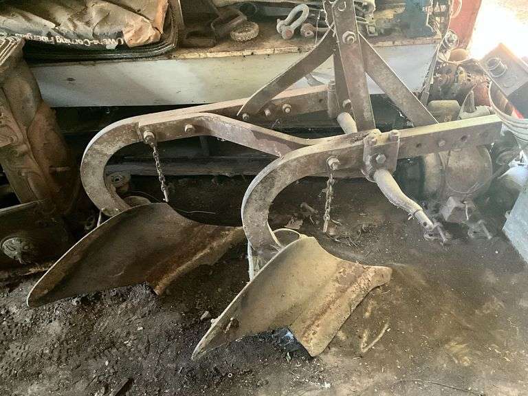 3-point hitch plow image