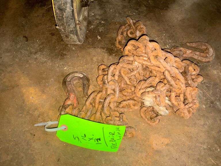 5/16" x 12' log chain with hooks on both ends image
