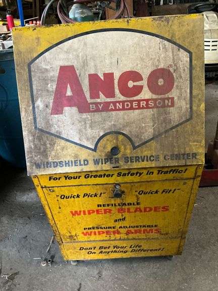 ANCO wiper blade rolling display box image