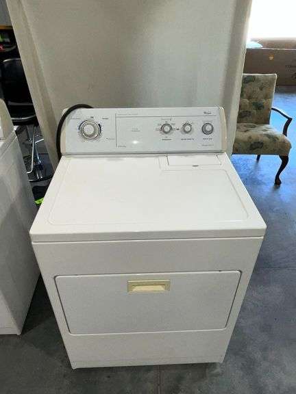 Whirlpool Ultimate Care II electric dryer image