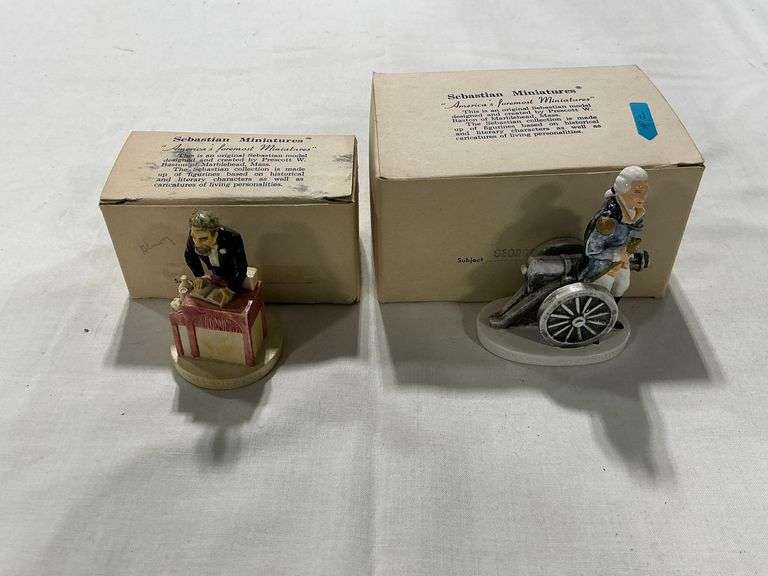 Sebastian Miniatures George Washington and Charles Dickens image