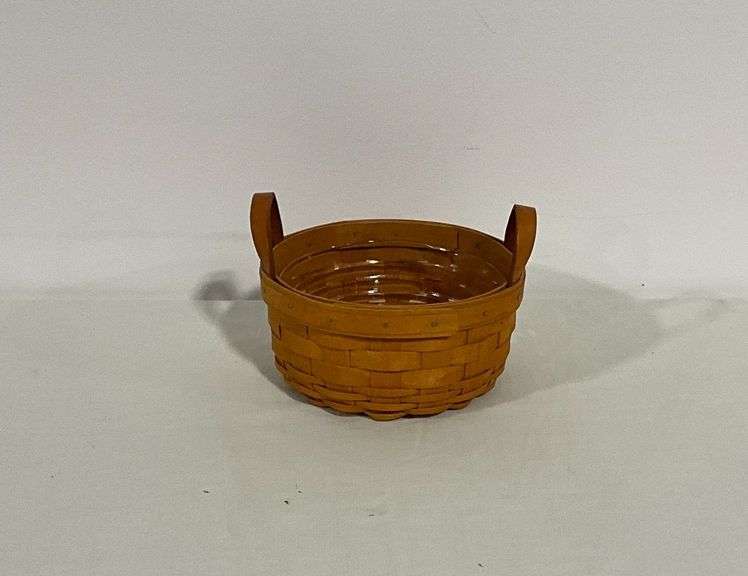 1997 Longaberger basket with 2 leather handles and plastic liner image