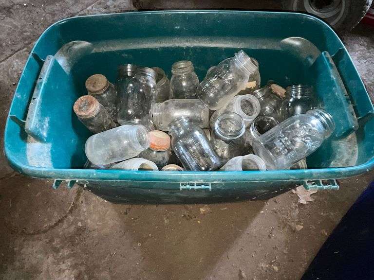 Assorted jars, mostly quart image