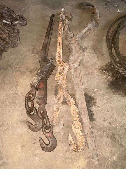 3 large log chain boomers image