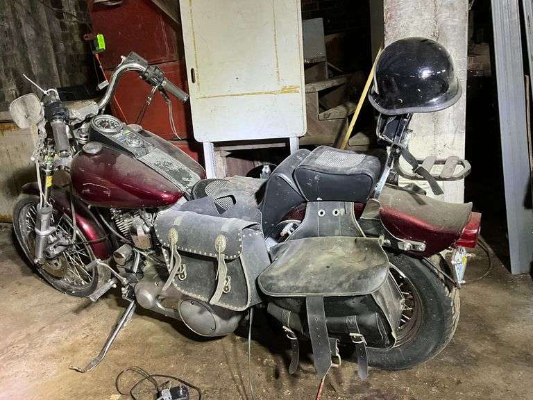 1985 Soft Tail Harley Davidson motorcycle, shows 25401 miles, VIN: 1HD1BHL11FY011695 image