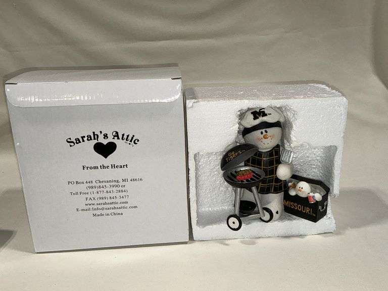 Sarah's Attic tailgating Missouri snowman image