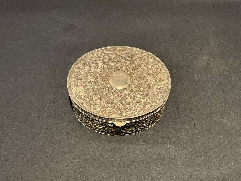 Oval metal dresser box with red lining, 6 1/2" W image
