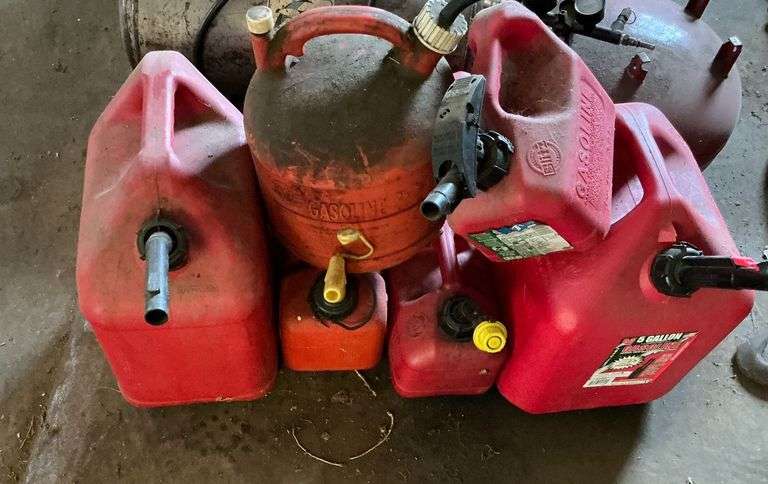 Plastic gas cans image