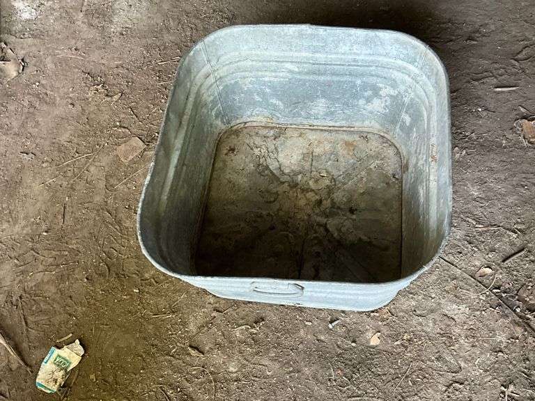 Square galvanized tub image