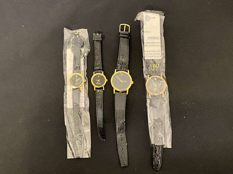 17-jewel DiaDial watches image