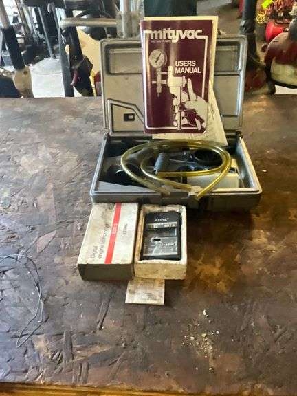 Silverline Mityvac vacuum pump gauge image
