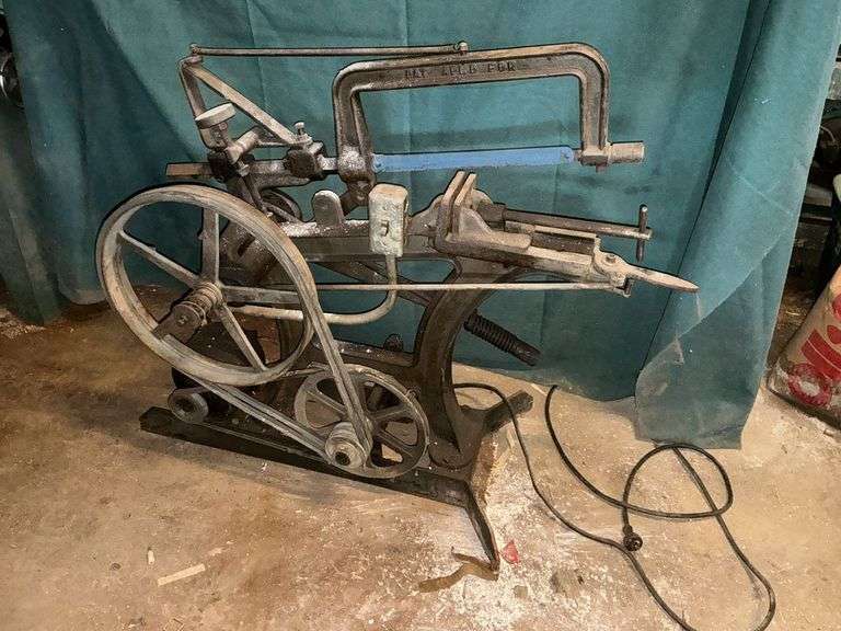 Armstrong-Blum electric hack saw image