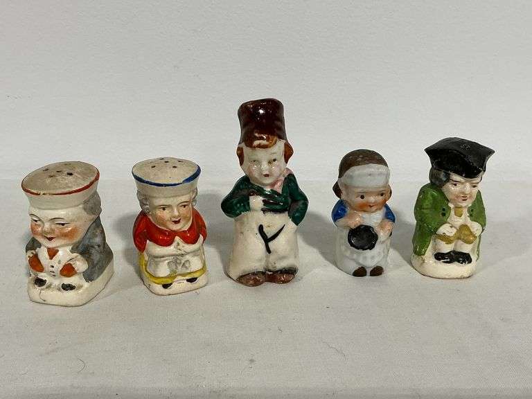 5 salt and pepper shakers, up to 3 1/2" T image