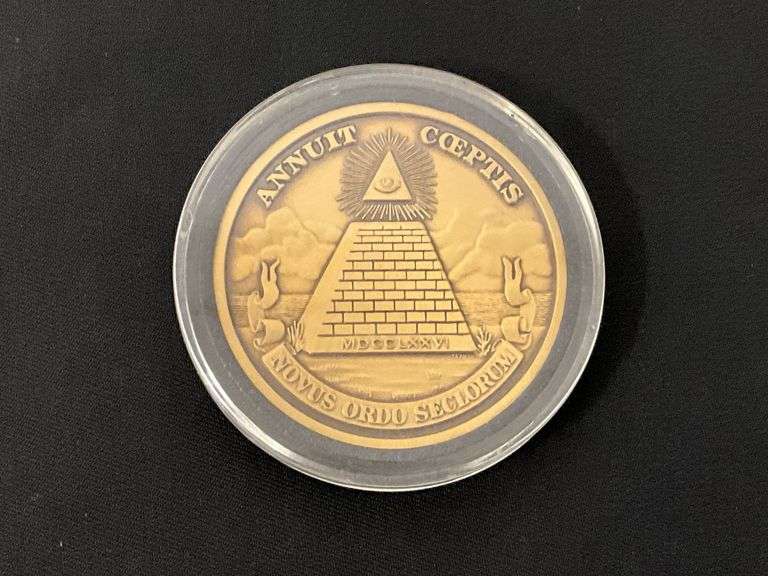 Annuit Ceoptis Novus Ordo Seclorum coin/medallion image