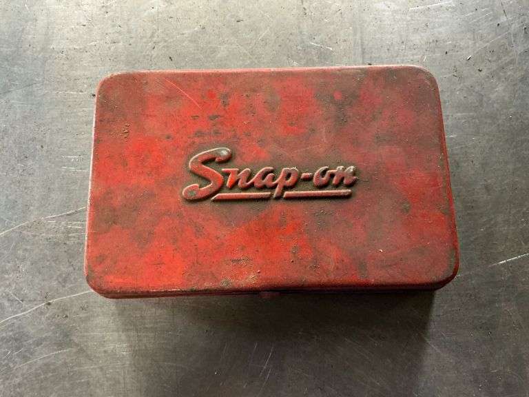 Gear puller in Snap-On box image