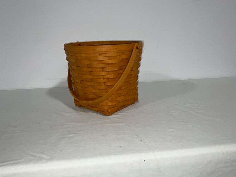 1996 Longaberger basket with handle and plastic liner image