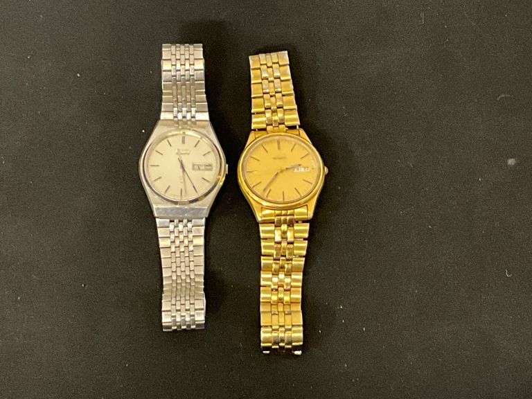 Pair of men's Seiko watches image