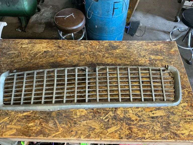 1955 Chevrolet car grill image