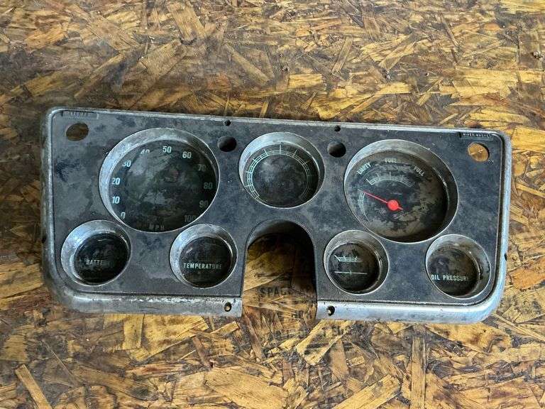 1968-72 Chevrolet pickup instrument  cluster image
