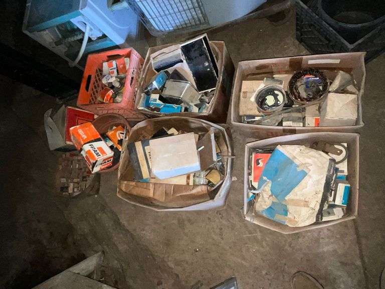 Mostly vintage car parts image